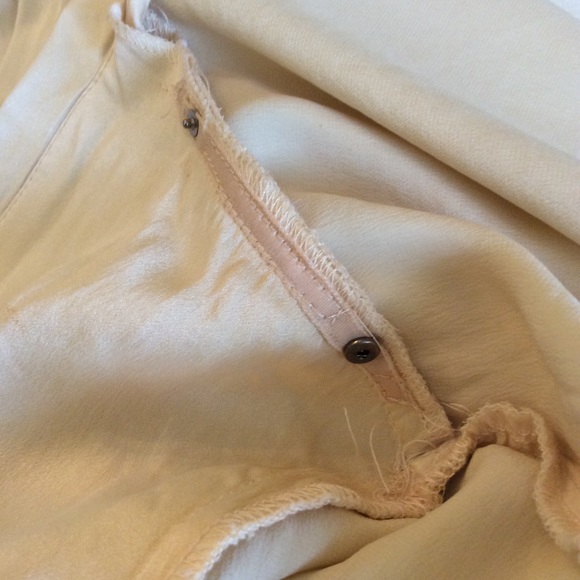 Dana Buchman Cream Wrap Silk Long Sleeve Top Sz 4 - Picture 10 of 12